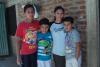 Eine Familie aus Nicaragua bei sich zu Hause.