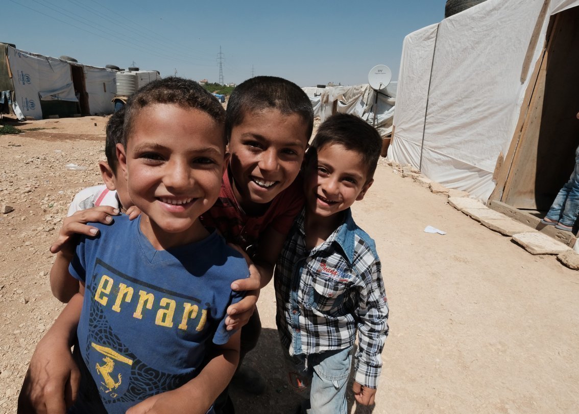 Dans le chaos de la crise en Syrie, beaucoup d'enfants ont été séparés de leurs familles. Nous les aidons à les retrouver.