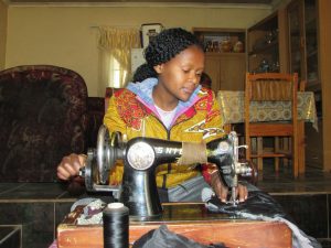 Couture : formation au Lesotho
